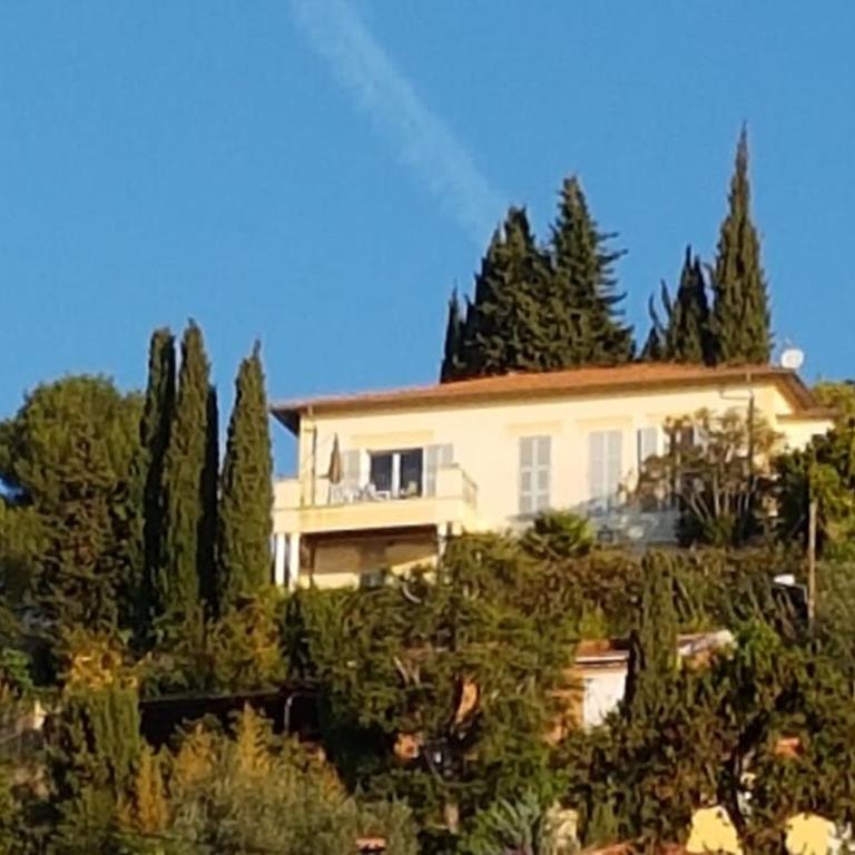 Magnifique Villa d'époque vue mer, plage à 12 min à pieds - Villa - 87