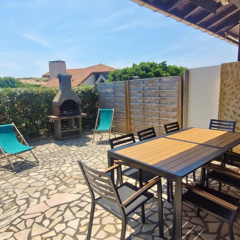 DUNES - Villa Patio Avec Jardin - proche Plage de la Gravière - Maison 3 Chambres - 26