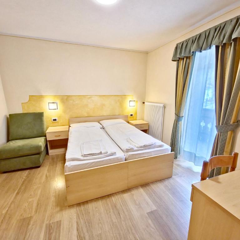 Appartamenti Villa Flora by AMA Val di Fassa - Appartamento Superior con 2 Camere da Letto - 1