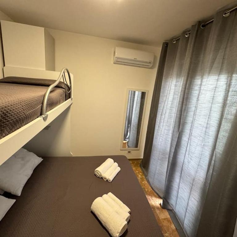 La Piccola Perla - One-Bedroom Apartment - 10