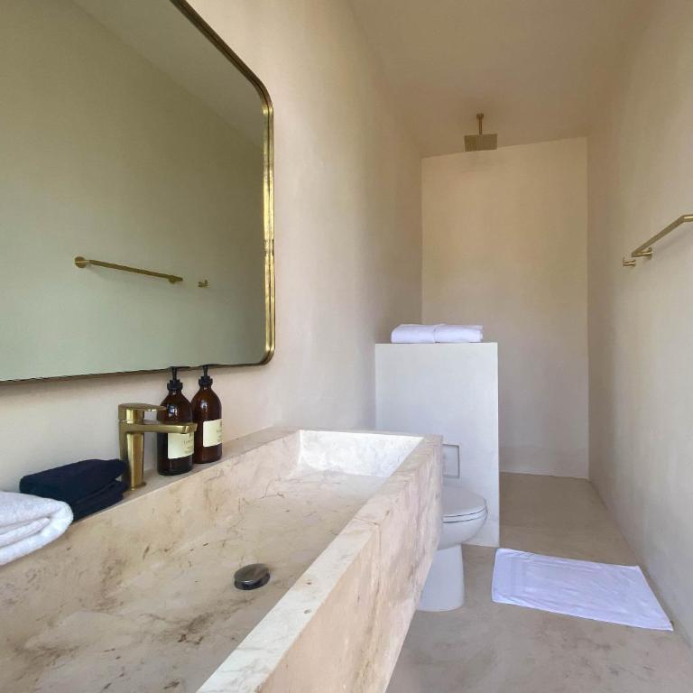 Suites Panamera - Balcony Room Superior - 7