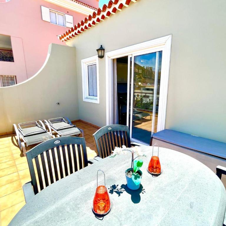 Penthouse Sea View Dinastia in Los Cristianos - Apartamento de 1 dormitorio con vistas al mar - 2