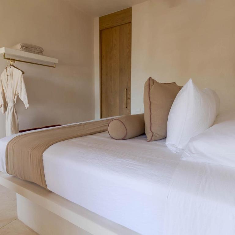 Suites Panamera - Atrium Room Superior - 3