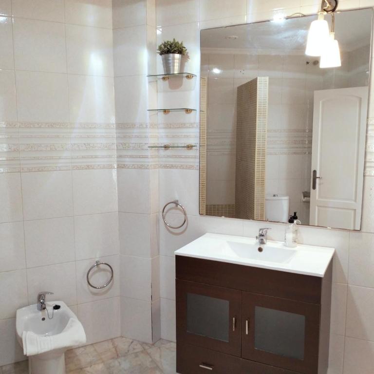 Apartamento Garcia Lorca 627,SOLO FAMILA y PAREJAS - Apartamento de 2 dormitorios - 6