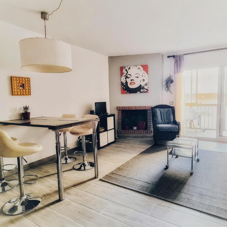 Ferienwohnung nahe Strand, Stadt und Yachthafen - frisch renoviert - Apartamento de 1 dormitorio - 5