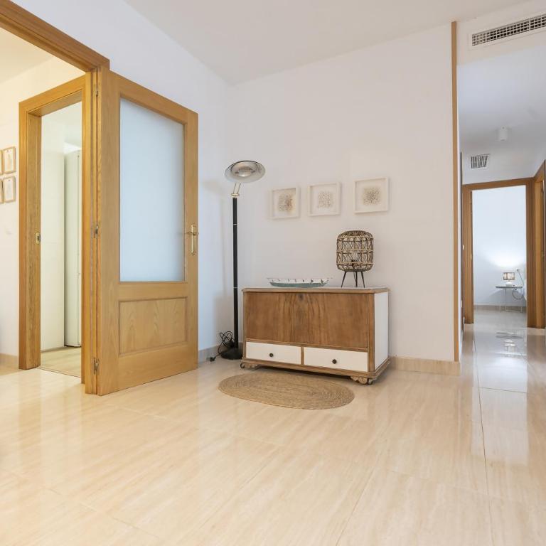 Apartamento Amelia Campello - Habitación Familiar con balcón - 44