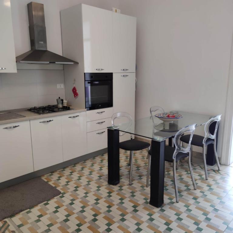 Casa con Vista - Appartamento con 2 Camere da Letto - 5