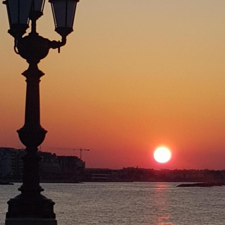Ponte sul mare - Camera Matrimoniale con Balcone - 9