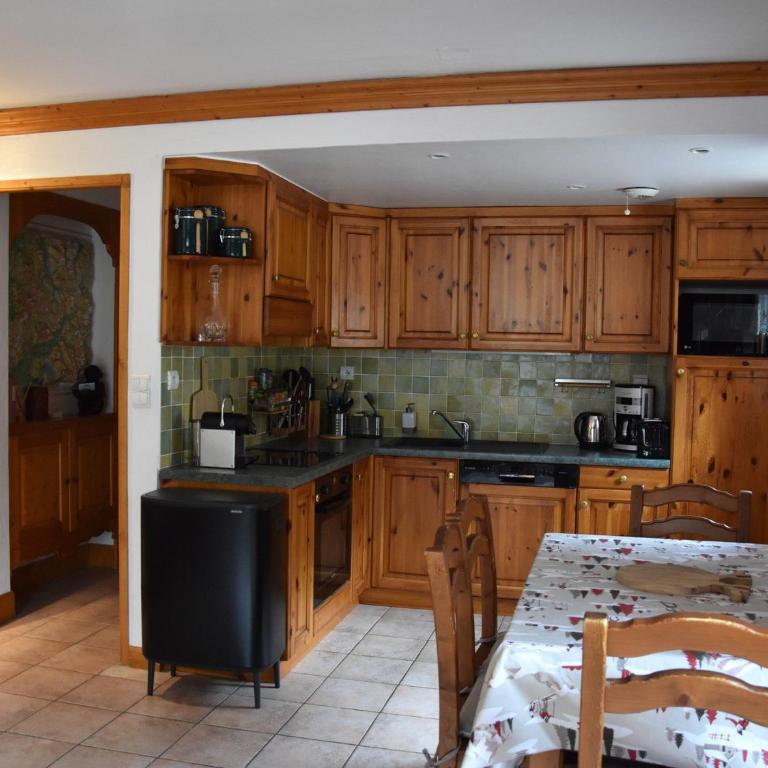 Appartement spacieux, 3 étoiles, max 8 pers, 2 terrasses - FR-1-464-54 - Apartment mit 3 Schlafzimmern - 13