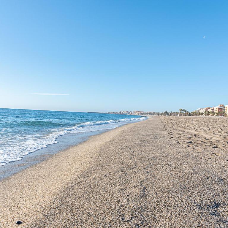 Hogar Digital Playa y Piscina en Urbanización Roquetas de Mar - One-Bedroom Apartment - 13