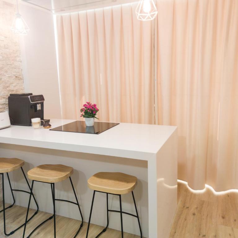Hogar Digital Playa y Piscina en Urbanización Roquetas de Mar - One-Bedroom Apartment - 28