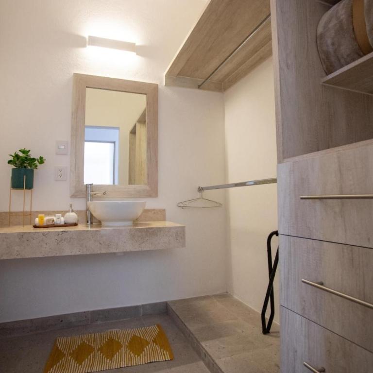 Departamento con Alberca, Jacuzzi, Spa y Padel - Apartment - 21