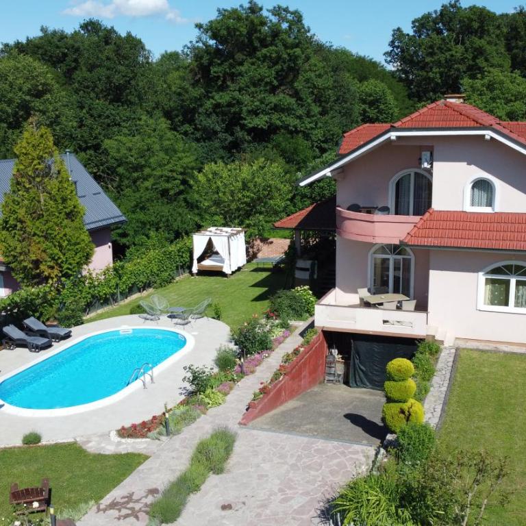 Villa Katarina with pool - Vila sa Sopstvenim Bazenom - 25