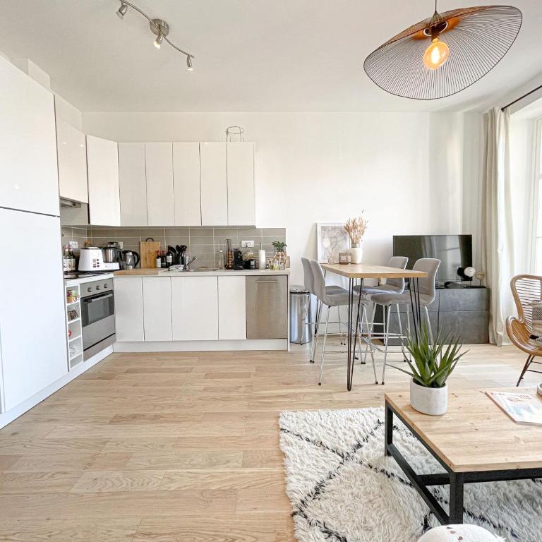Cannes banane, T2 centre ville, 400 m des plages - Apartment mit 1 Schlafzimmer - 5