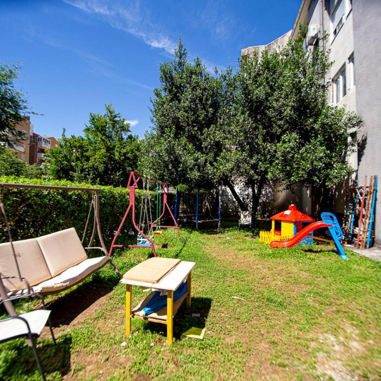 Newly refurnished apartment with large garden - Apartman sa 1 Spavaćom Sobom - 7
