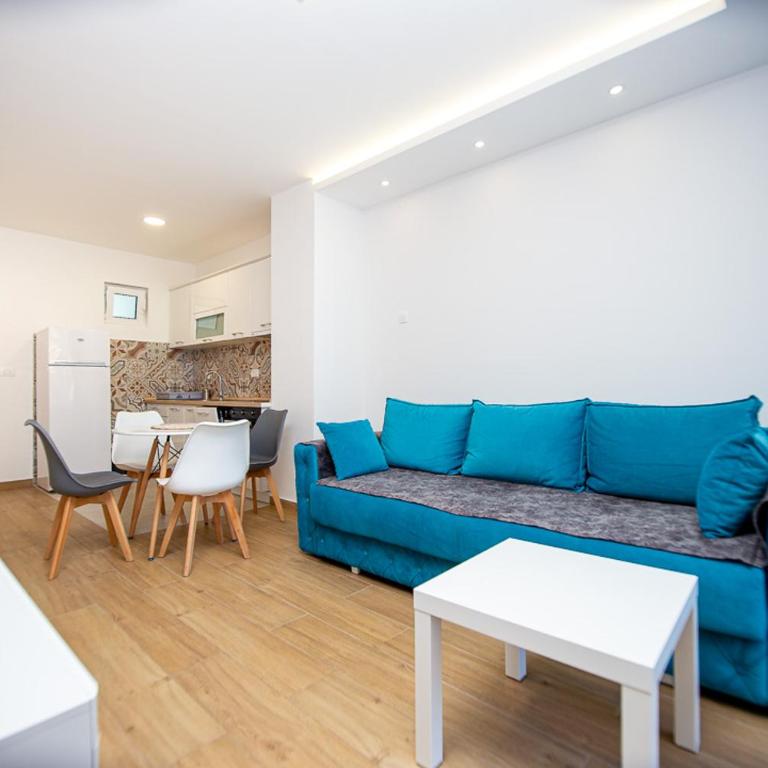 Newly refurnished apartment with large garden - Apartman sa 1 Spavaćom Sobom - 23