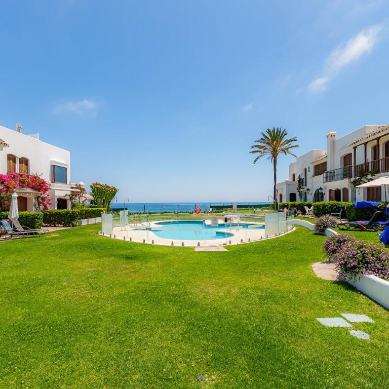 Olas de Calma Apartment | Peaceful Retreat - Two-Bedroom Apartment - 35