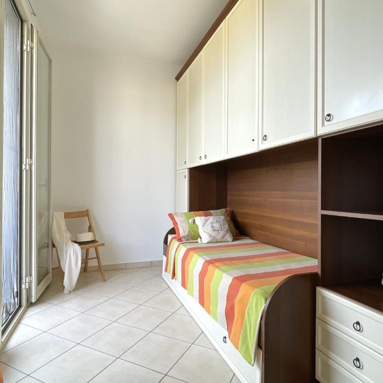Perla d'Occidente - Appartamento con 2 Camere da Letto e Balcone - 3