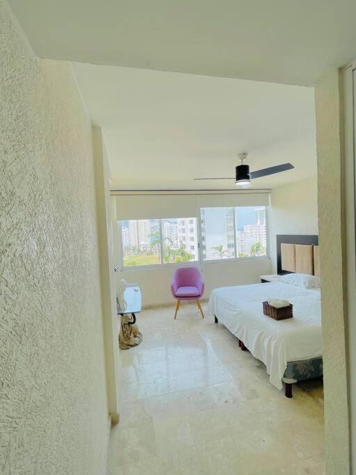 Espectacular departamento a pasos de costera - Apartamento de 3 dormitorios - 35