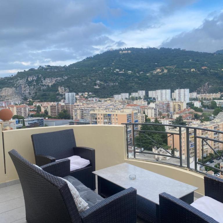 APPARTEMENT-NICE 01 VUE MER - PANORAMIQUE WIFI-Parking- climatisation - Appartement Supérieur - 25
