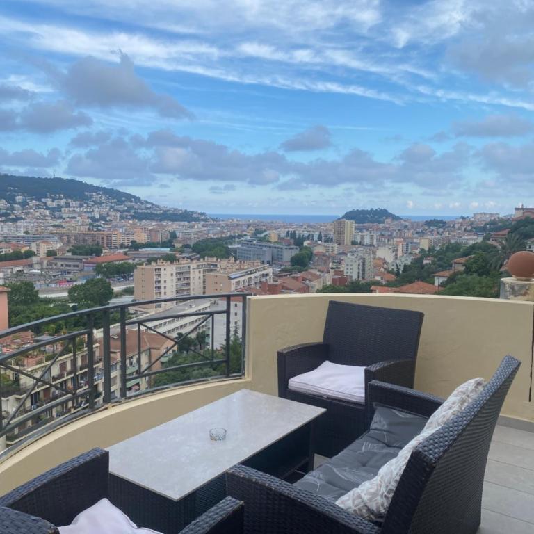 APPARTEMENT-NICE 01 VUE MER - PANORAMIQUE WIFI-Parking- climatisation - Appartement Supérieur - 24
