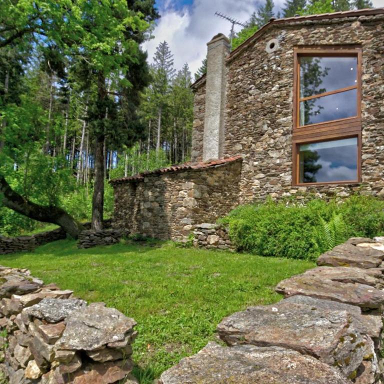 Gîte confortable avec vue imprenable près de Saint-Étienne - FR-1-496-38 - Maison de Vacances (4 Adultes) - 18