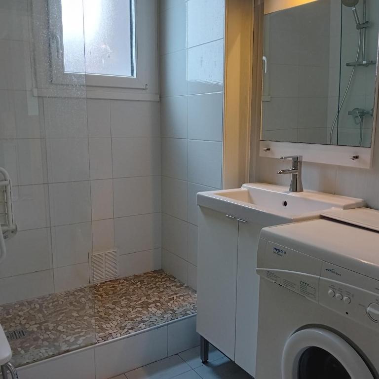 Appartement T2 à Seignosse, tout à pied, proche plage et commerces - One-Bedroom Apartment - 14