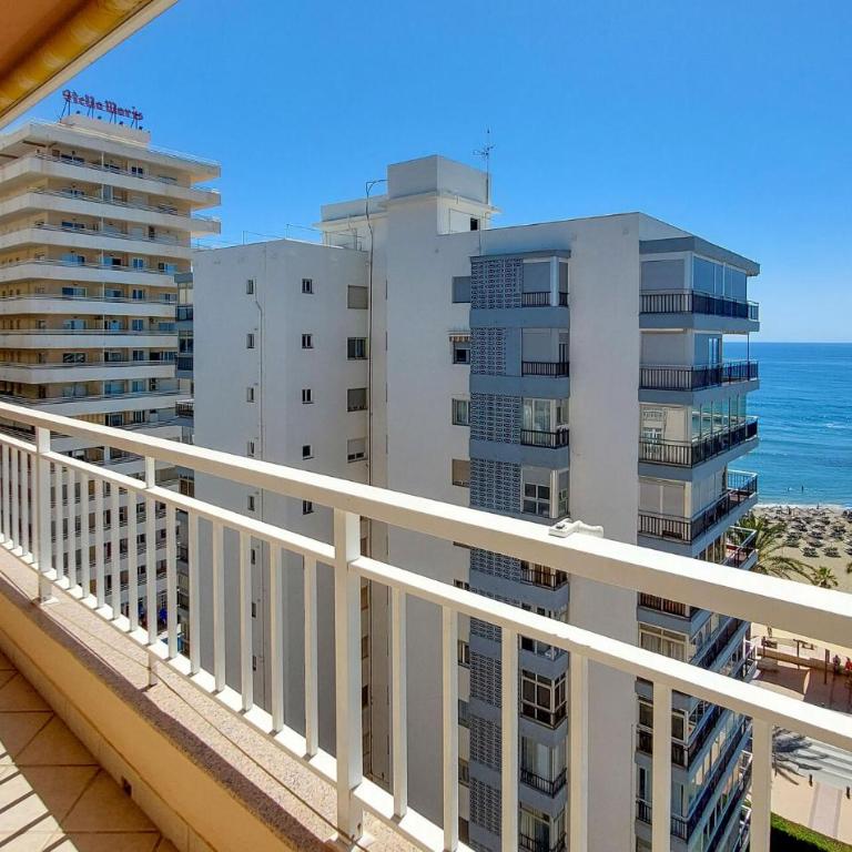 Cozy Apartment In Fuengirola With Wifi - Two-Bedroom Apartment - 8