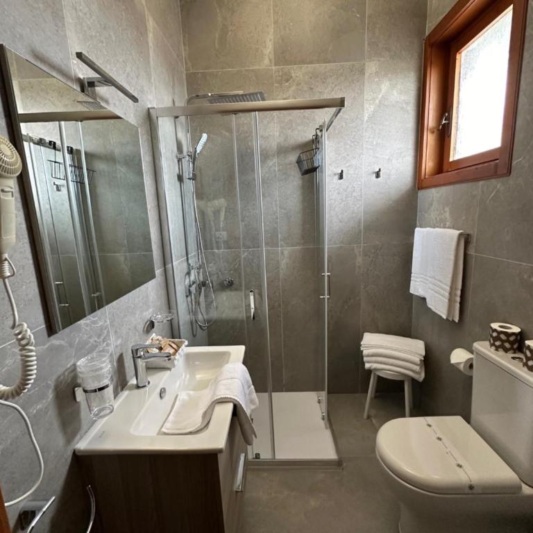 Hotel Moreri - Double Room - 11