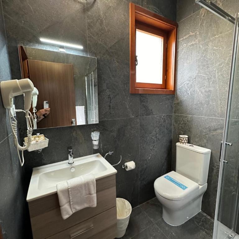 Hotel Moreri - Economy Double Room - 13