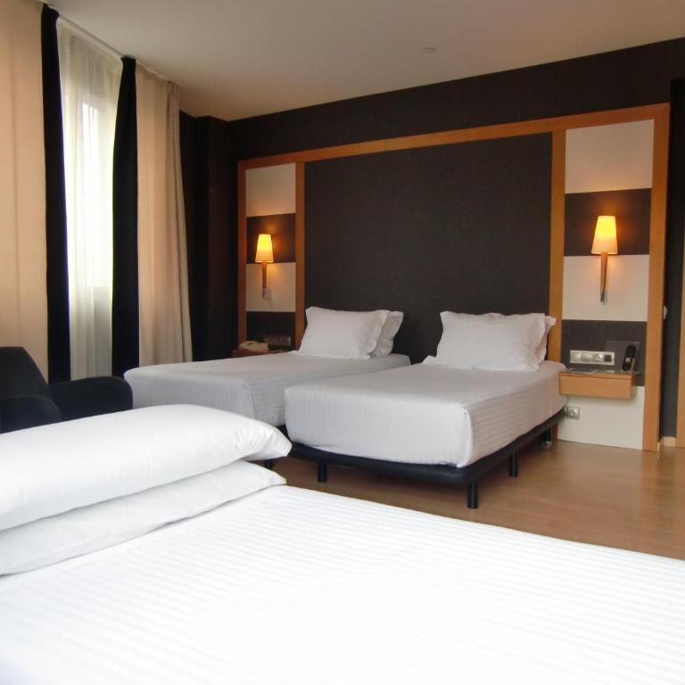 Hotel Barcelona Universal - Triple Room - 1