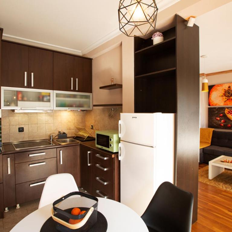 Goldy - One-Bedroom Apartment - 7