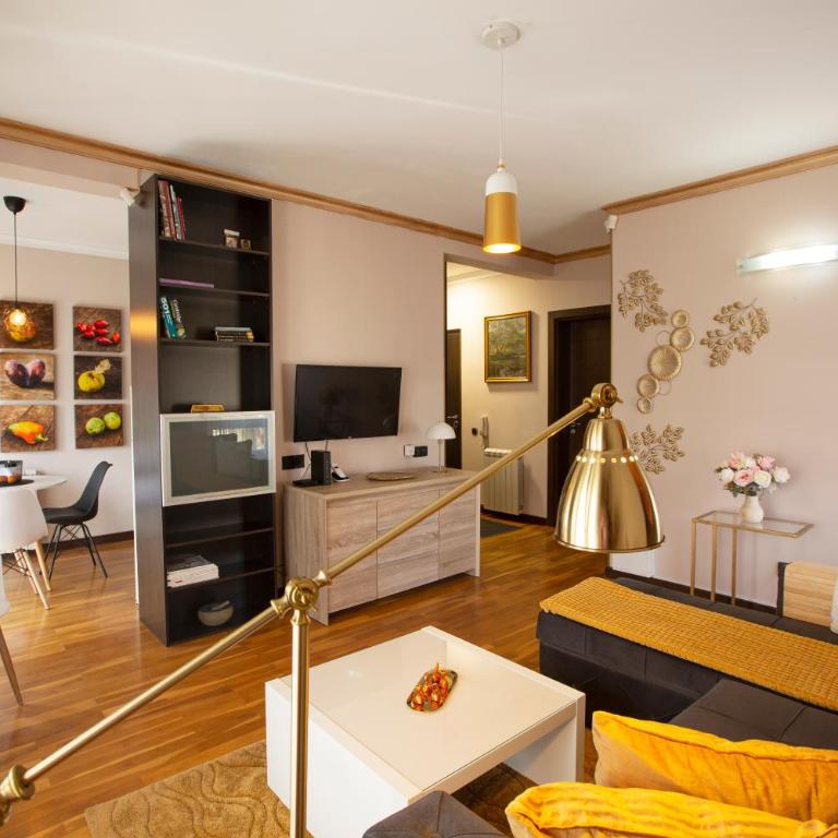 Goldy - One-Bedroom Apartment - 4
