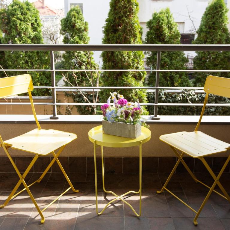 Goldy - One-Bedroom Apartment - 11