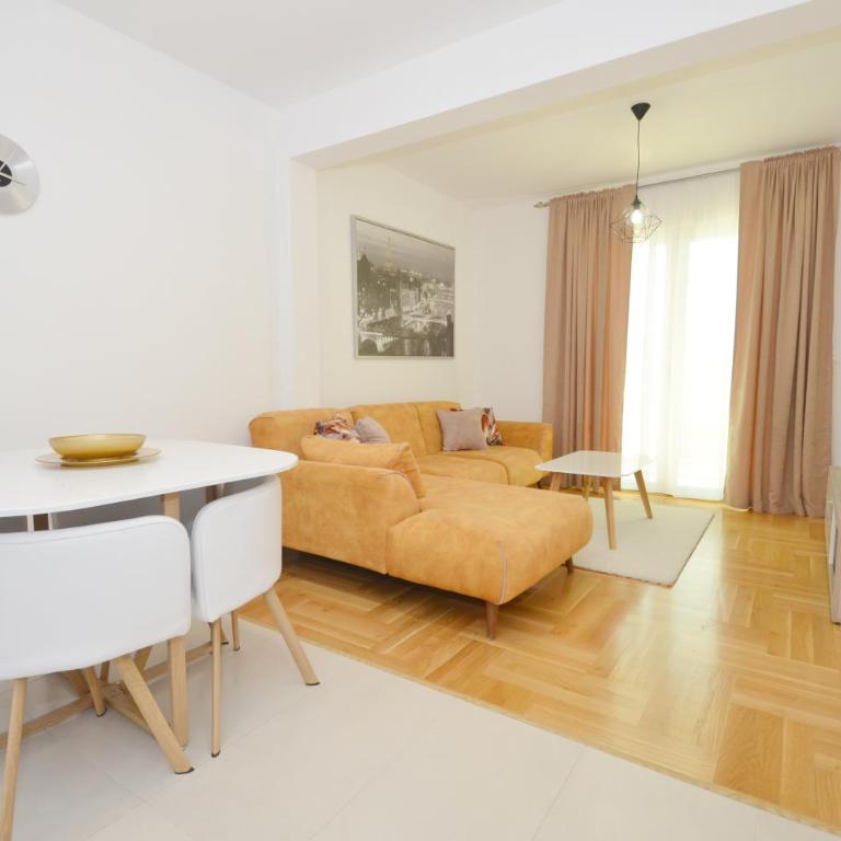 Discovery Point Apartments - One-Bedroom Apartment - 3