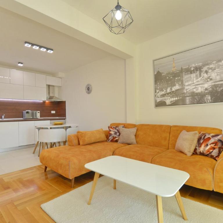 Discovery Point Apartments - One-Bedroom Apartment - 4