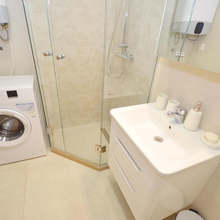 Discovery Point Apartments - One-Bedroom Apartment - 15