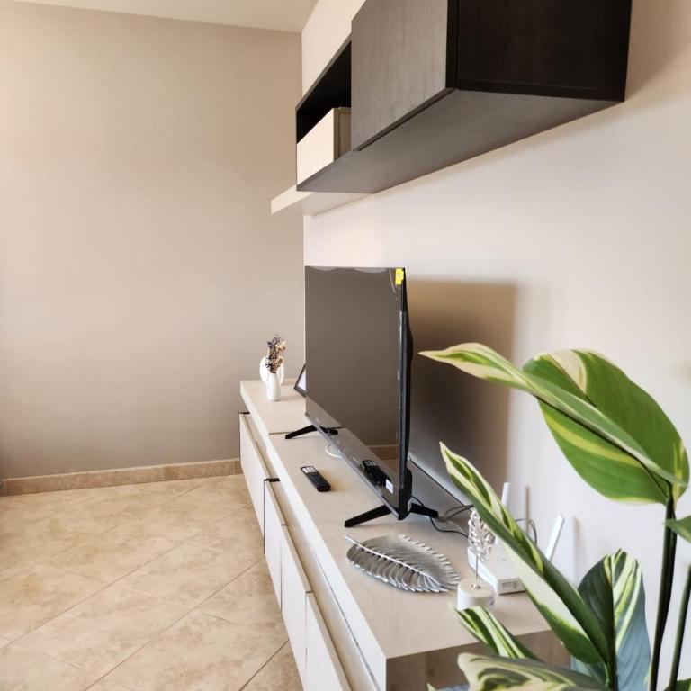 Ático esquinero con preciosas vistas al Valle del Este Golf con piscina comunitaria! - Apartamento de 3 dormitorios - 36