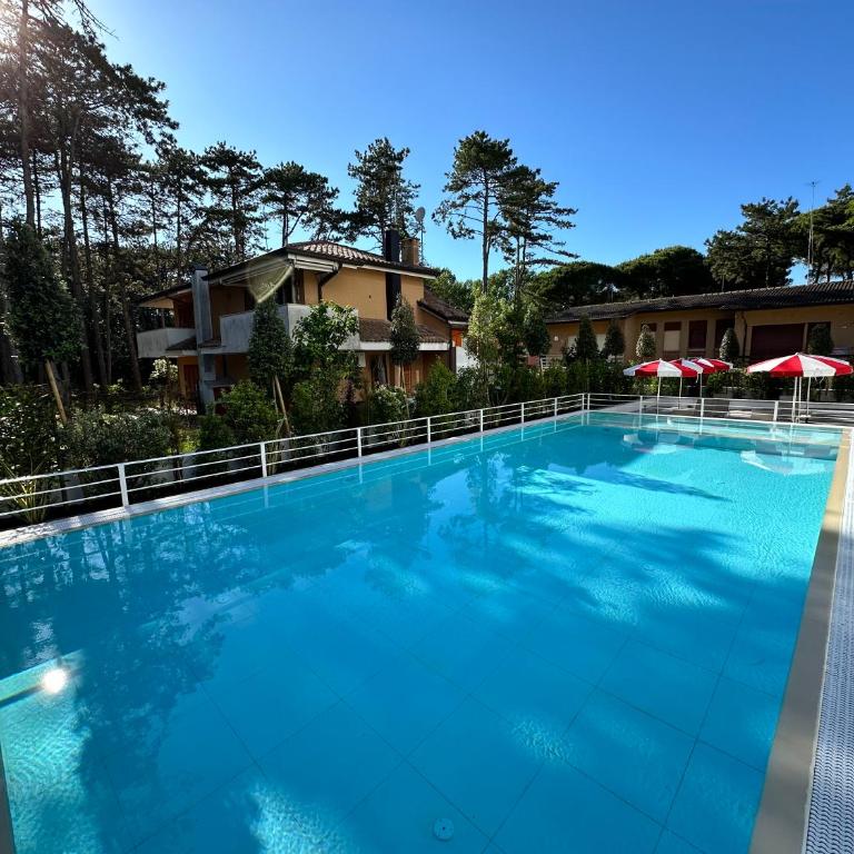 Nuovo condominio con piscina e garage - Appartamento con 1 Camera da Letto - 25