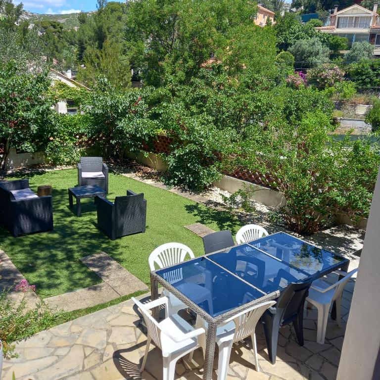 Villa à Marseille dans un cadre bucolique - Maison 3 Chambres - 1