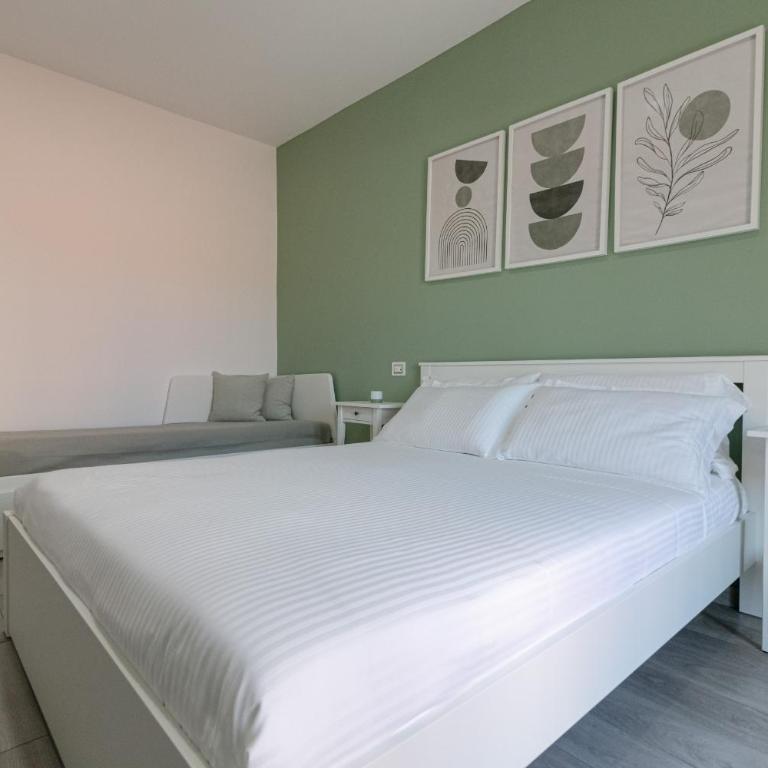 DeA ApartRooms - Camera Familiare Deluxe - 77
