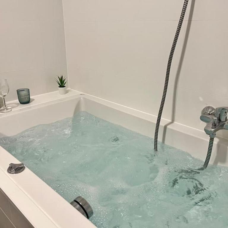 Panorama Schlossberg & Jacuzzi - Apartment mit 1 Schlafzimmer - 5