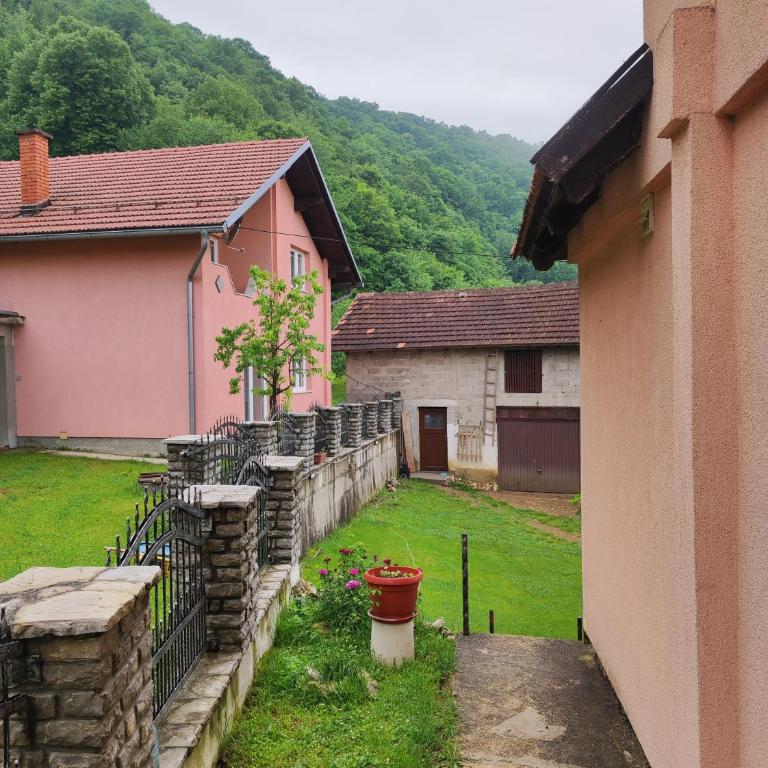 Apartment Neo - Three-Bedroom Apartment with Terrace - 17