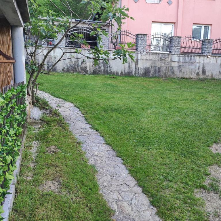 Apartment Neo - Three-Bedroom Apartment with Terrace - 16