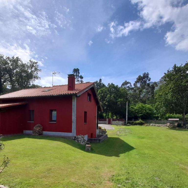 Gestiona2R - Casa Camelia con jardin, ideal familias - Three-Bedroom House - 35
