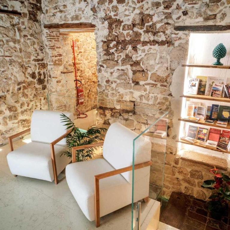 Ambrosia-Timeless Hosting - Double Room with Private Bathroom - 7