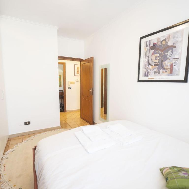 Luminous 2BR Family Apartment in Residential Area - Apartment mit 2 Schlafzimmern mit Balkon und Terrasse - 8