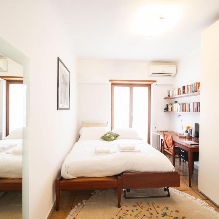 Luminous 2BR Family Apartment in Residential Area - Apartment mit 2 Schlafzimmern mit Balkon und Terrasse - 7