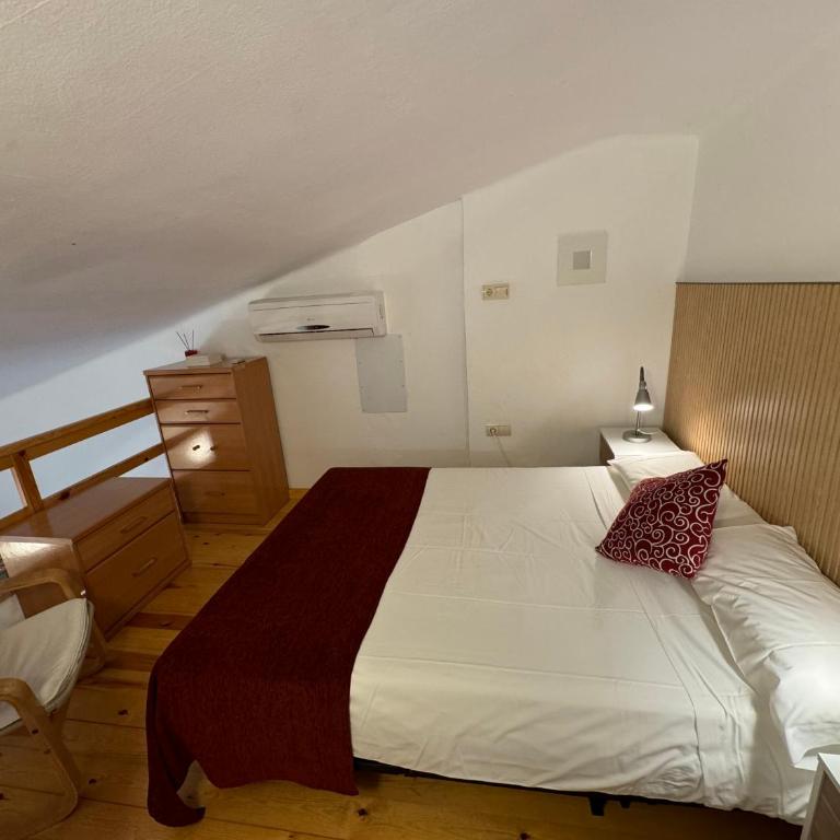 Gregal 81 4 pax - Mas Pinell - Casa Vacanze - 11