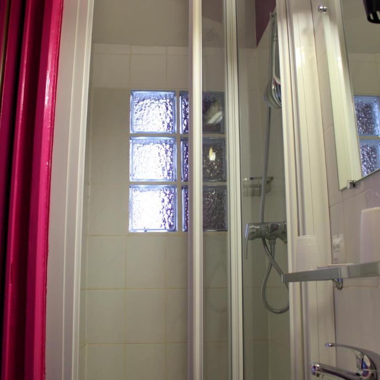 Arty Paris Porte de Versailles by River - Chambre Simple avec Salle de Bains Privative - 1
